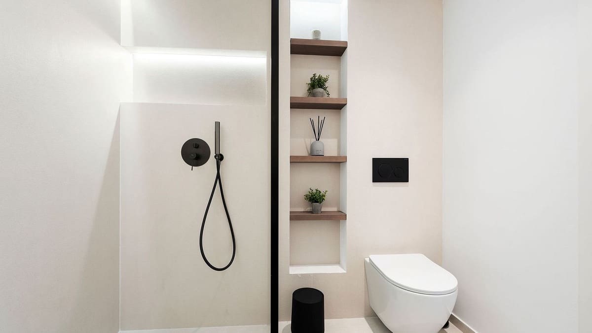 5 makuuhuone Omakotitalo myytävänä paikassa Golden Mile - 2 495 000 € (Ref: 9472747)