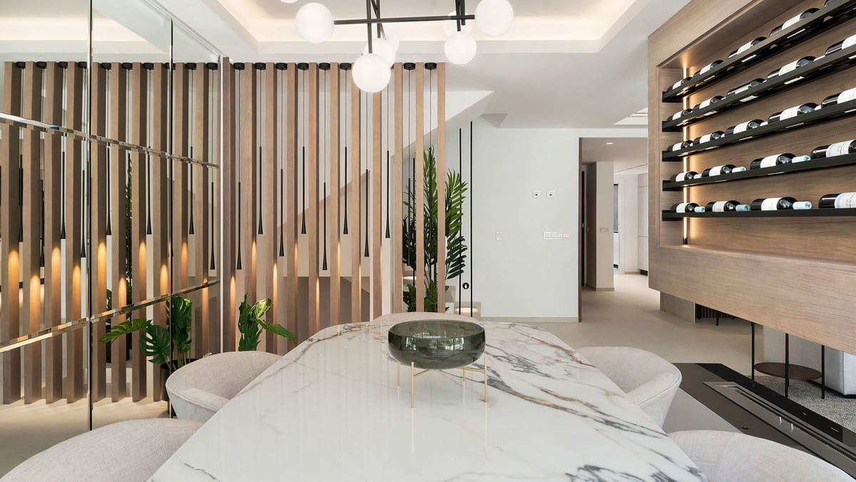 5 makuuhuone Omakotitalo myytävänä paikassa Golden Mile - 2 495 000 € (Ref: 9472747)