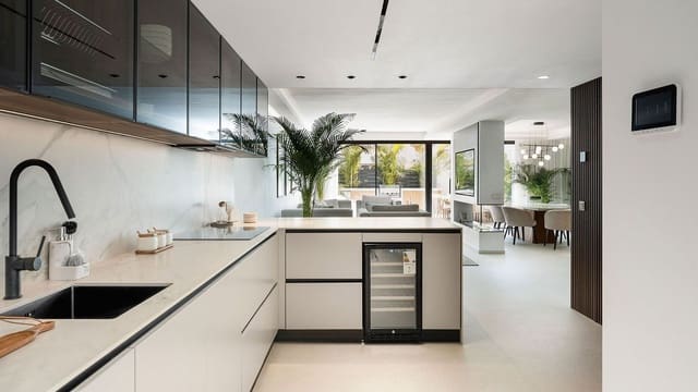 5 soveværelse Byhus til salg i Golden Mile, Marbella - € 2.495.000 (Ref: 9472747)