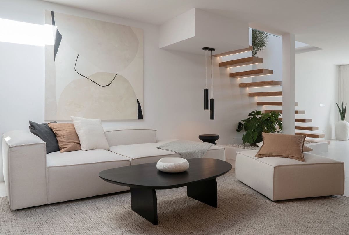 5 bedroom Villa for sale in Nueva Andalucia - € 1,995,000 (Ref: 9472748)