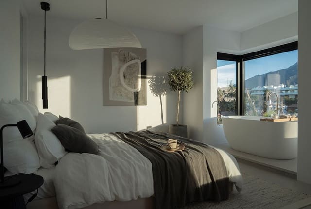 5 Zimmer Villa zu verkaufen in Nueva Andalucia, Marbella - 1.995.000 € (Ref: 9472748)