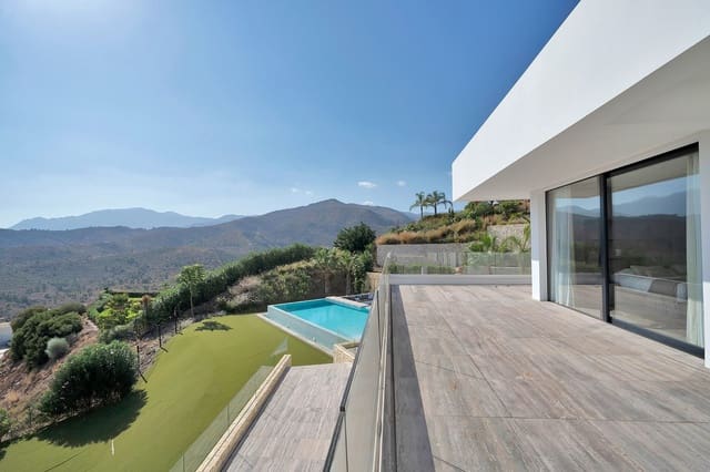 7 makuuhuone Huvila myytävänä paikassa Benahavís mukana uima-altaan 
autotalli - 4 200 000 € (Ref: 9472749)