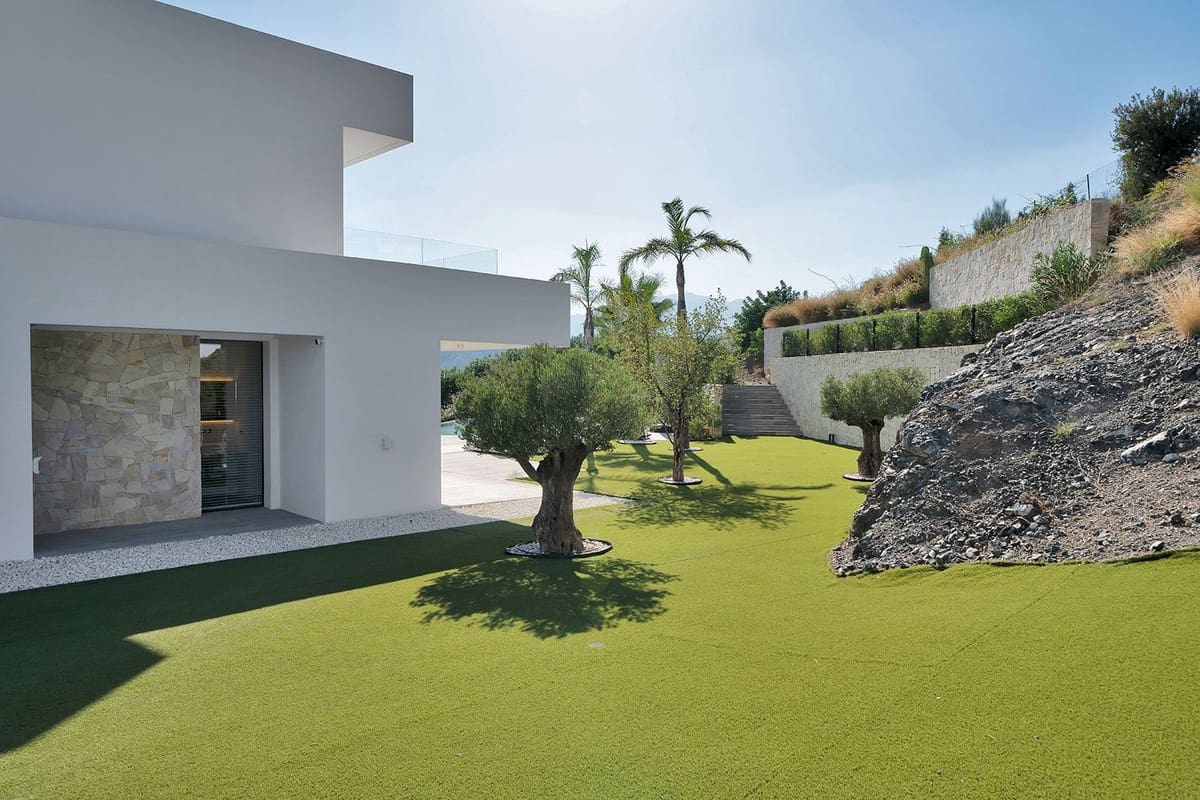 7 sypialnia Willa na sprzedaż w Benahavis z basenem garażem - 4 200 000 € (Ref: 9472749)