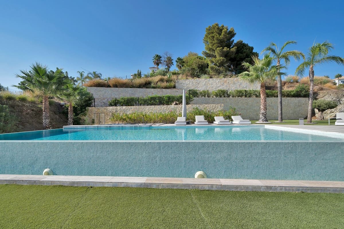 7 sypialnia Willa na sprzedaż w Benahavis z basenem garażem - 4 200 000 € (Ref: 9472749)