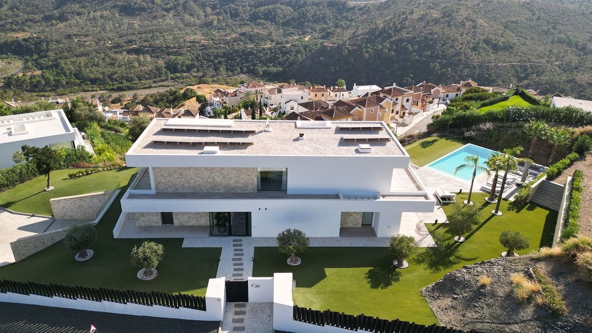 7 sypialnia Willa na sprzedaż w Benahavis z basenem garażem - 4 200 000 € (Ref: 9472749)