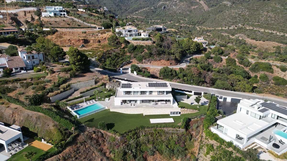 7 sypialnia Willa na sprzedaż w Benahavis z basenem garażem - 4 200 000 € (Ref: 9472749)