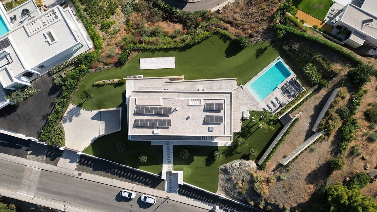 7 sypialnia Willa na sprzedaż w Benahavis z basenem garażem - 4 200 000 € (Ref: 9472749)