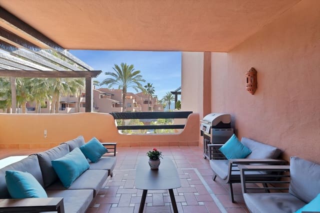 2 quarto Apartamento para venda em New Golden Mile, Estepona com piscina garagem - 850 000 € (Ref: 9472750)