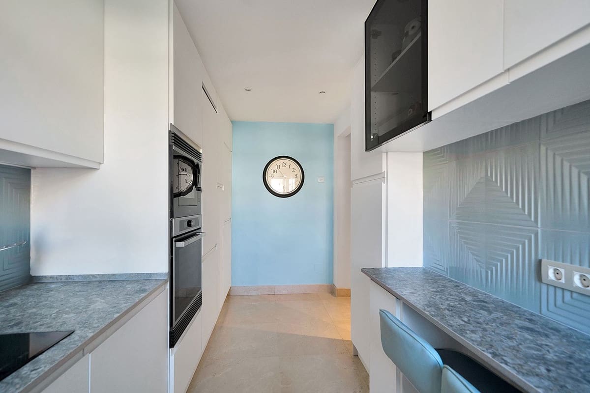 2 bedroom Apartment for sale in New Golden Mile with pool garage - € 850,000 (Ref: 9472750)