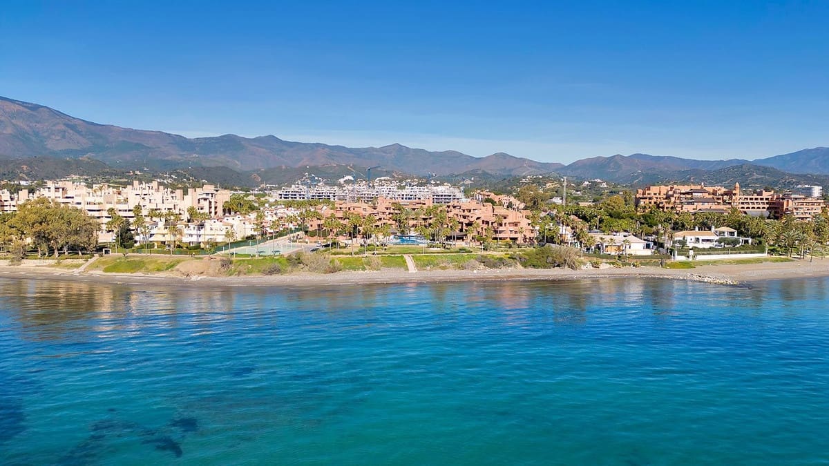 2 bedroom Apartment for sale in New Golden Mile with pool garage - € 850,000 (Ref: 9472750)