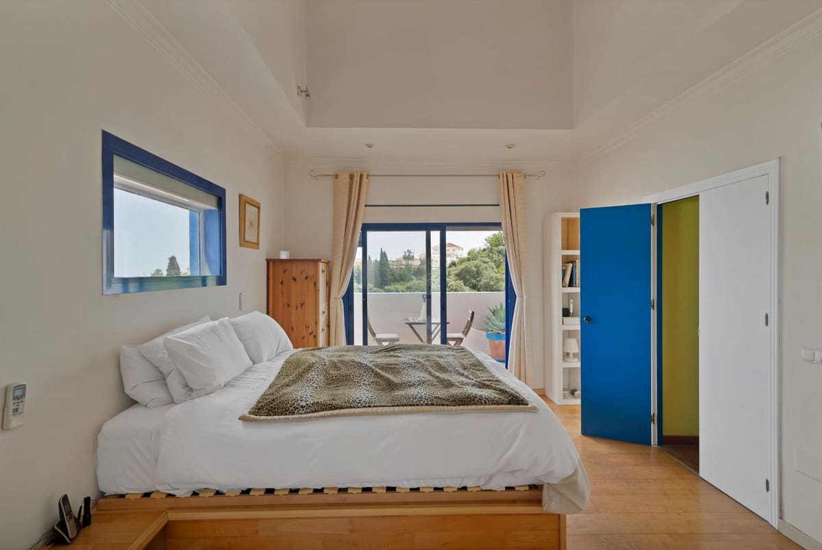 4 bedroom Villa for sale in Mijas Costa with pool garage - € 748,000 (Ref: 9472751)