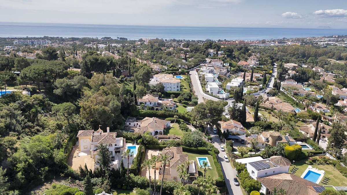 4 soveværelse Villa til salg i Benahavis med swimmingpool garage - € 1.750.000 (Ref: 9472752)