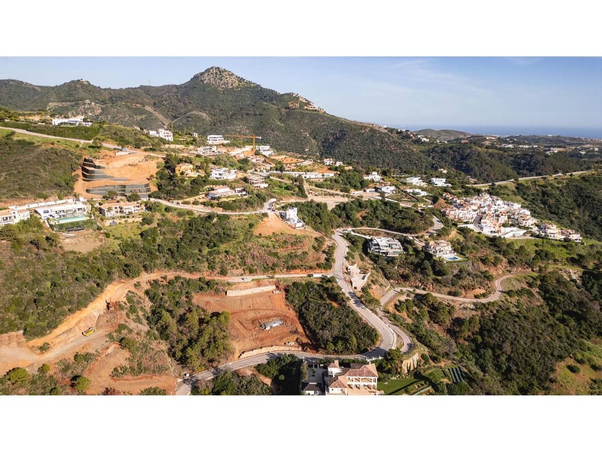 Byggetomt til salgs i Benahavis - € 550 000 (Ref: 9472753)