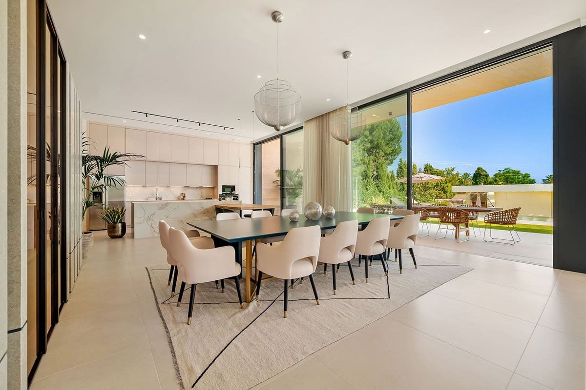 6 soverom Villa til salgs i Guadalmina - € 5 995 000 (Ref: 9474523)