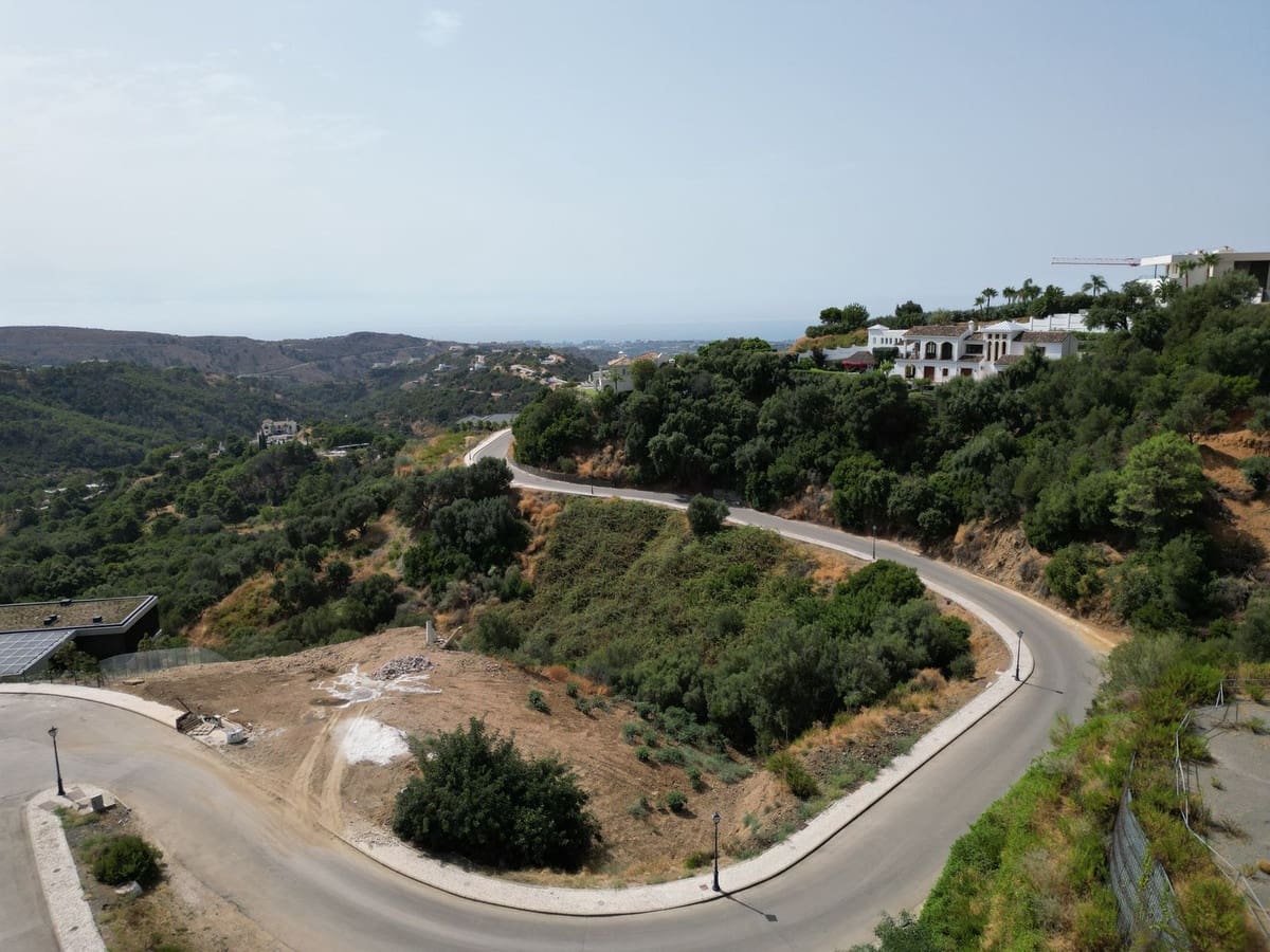 Tomt till salu i Benahavis - 395 000 € (Ref: 9481498)