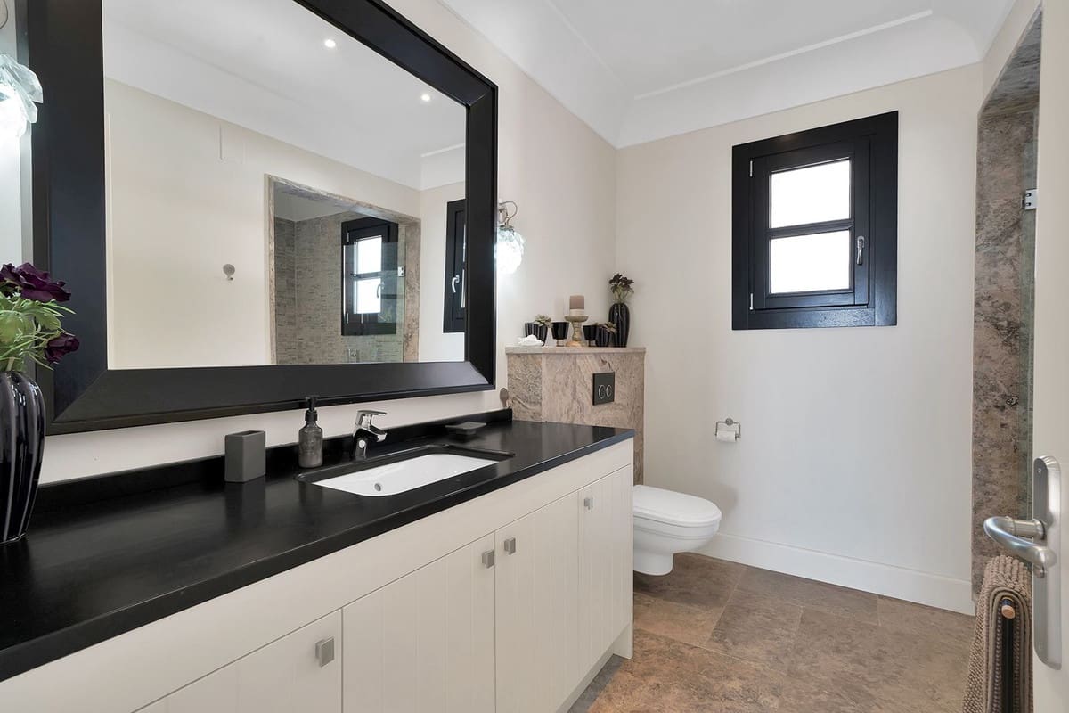 5 sypialnia Willa na sprzedaż w Benahavis - 4 950 000 € (Ref: 9564240)