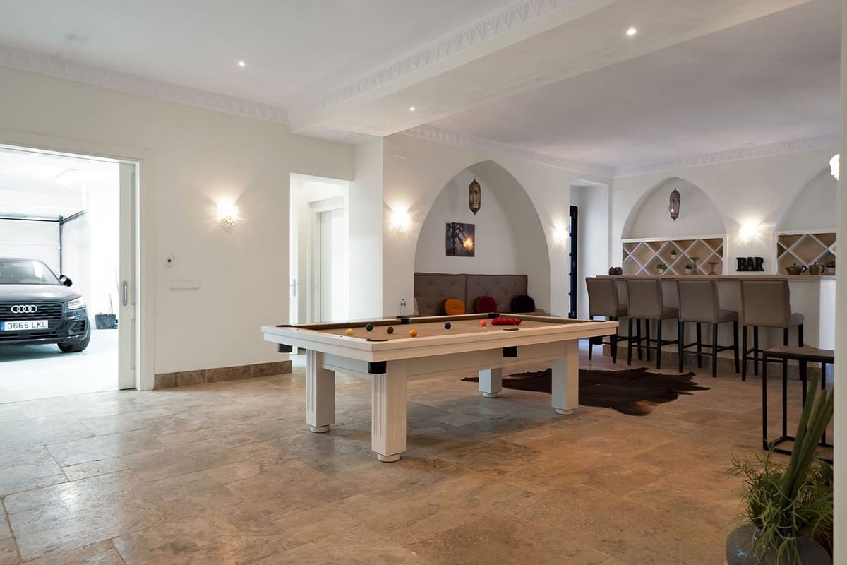 5 sypialnia Willa na sprzedaż w Benahavis - 4 950 000 € (Ref: 9564240)