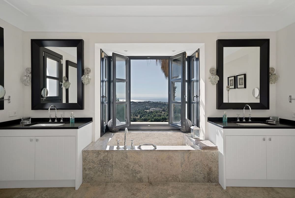 5 sypialnia Willa na sprzedaż w Benahavis - 4 950 000 € (Ref: 9564240)