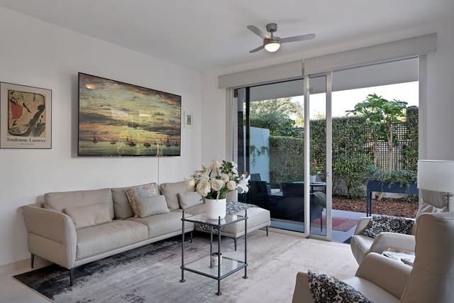 3 soveværelse Lejlighed til salg i Cancelada, Estepona med swimmingpool garage - € 569.900 (Ref: 9565733)