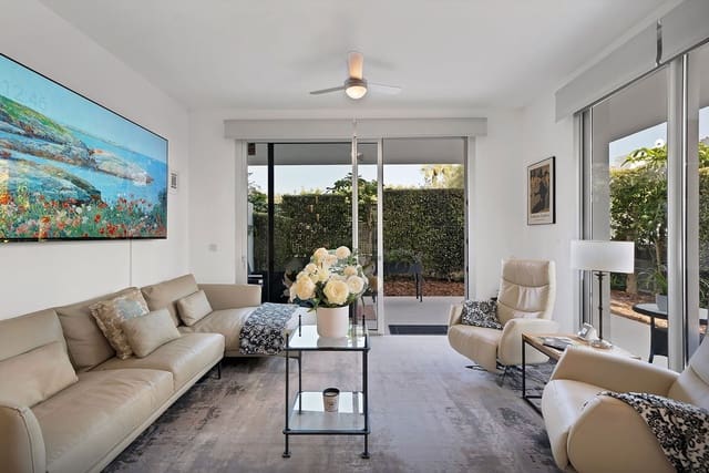 3 soveværelse Lejlighed til salg i Cancelada, Estepona med swimmingpool garage - € 569.900 (Ref: 9565733)