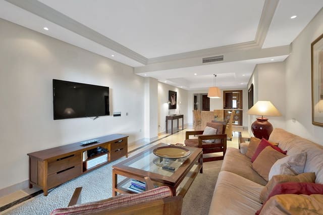 2 quarto Apartamento para venda em New Golden Mile, Estepona com piscina garagem - 850 000 € (Ref: 9571800)