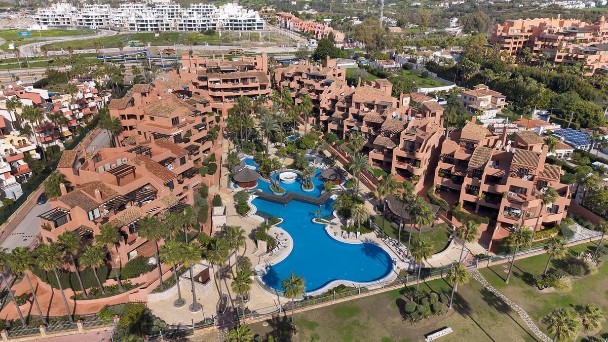 2 bedroom Apartment for sale in New Golden Mile with pool garage - € 850,000 (Ref: 9571800)