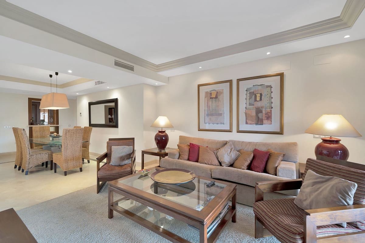 2 chambre Appartement à vendre à New Golden Mile avec piscine garage - 850 000 € (Ref: 9571800)