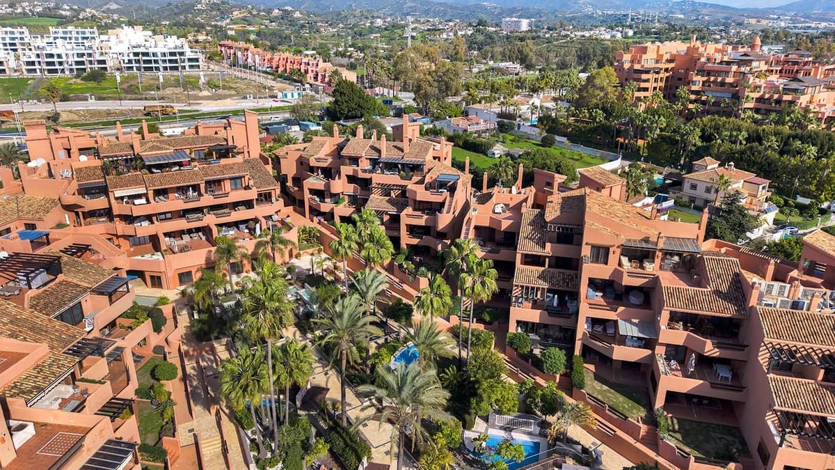 2 bedroom Apartment for sale in New Golden Mile with pool garage - € 850,000 (Ref: 9571800)