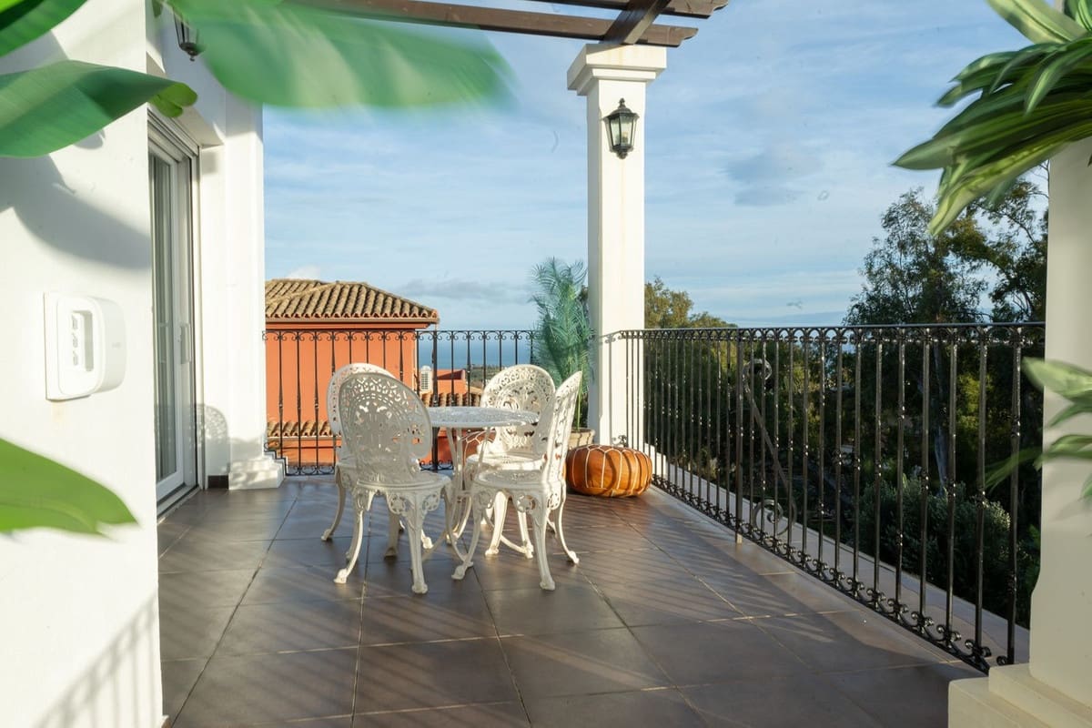 5 sypialnia Willa na sprzedaż w Benalmadena z basenem garażem - 1 895 000 € (Ref: 9575137)