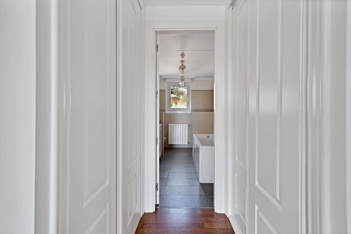 5 bedroom Villa for sale in Benalmadena with pool garage - € 1,895,000 (Ref: 9575137)