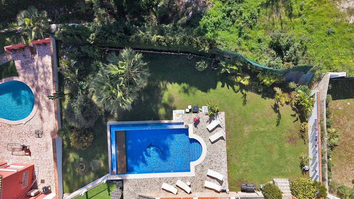 5 bedroom Villa for sale in Benalmadena with pool garage - € 1,895,000 (Ref: 9575137)