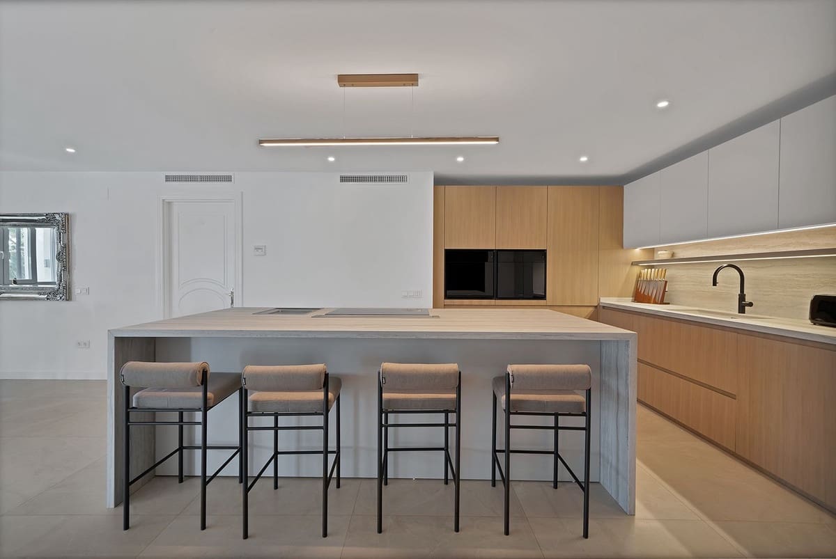 5 soveværelse Villa til salg i Benalmadena med swimmingpool garage - € 1.895.000 (Ref: 9575137)