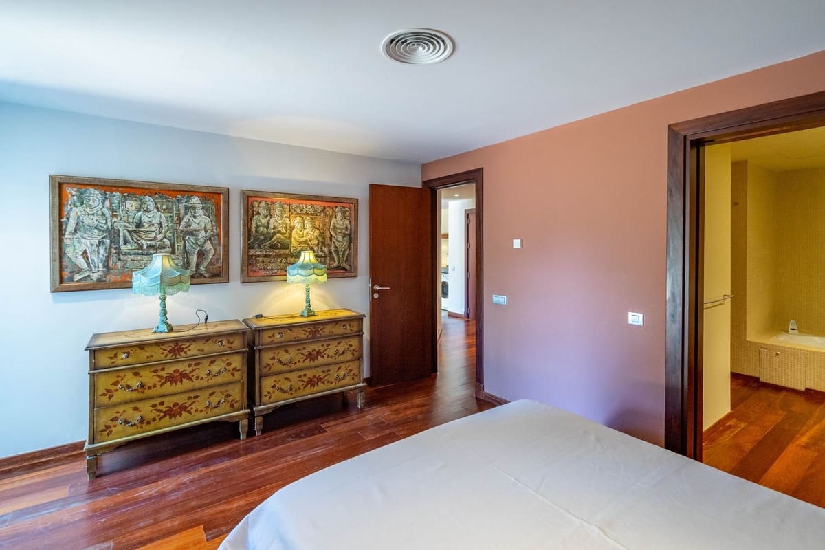 8 makuuhuone Huvila myytävänä paikassa La Zagaleta mukana uima-altaan 
autotalli - 8 900 000 € (Ref: 9585212)