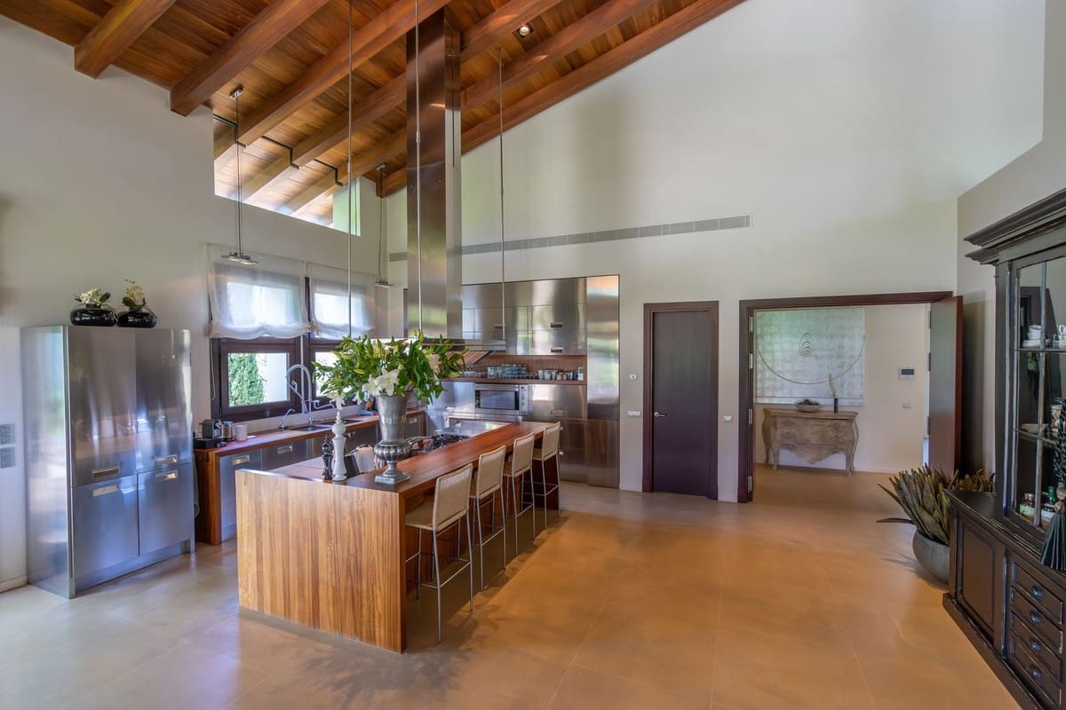 8 makuuhuone Huvila myytävänä paikassa La Zagaleta mukana uima-altaan 
autotalli - 8 900 000 € (Ref: 9585212)