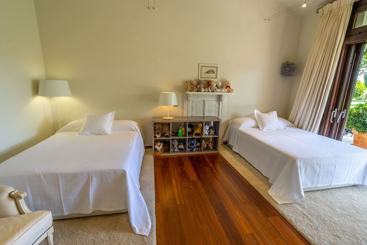 8 makuuhuone Huvila myytävänä paikassa La Zagaleta mukana uima-altaan 
autotalli - 8 900 000 € (Ref: 9585212)