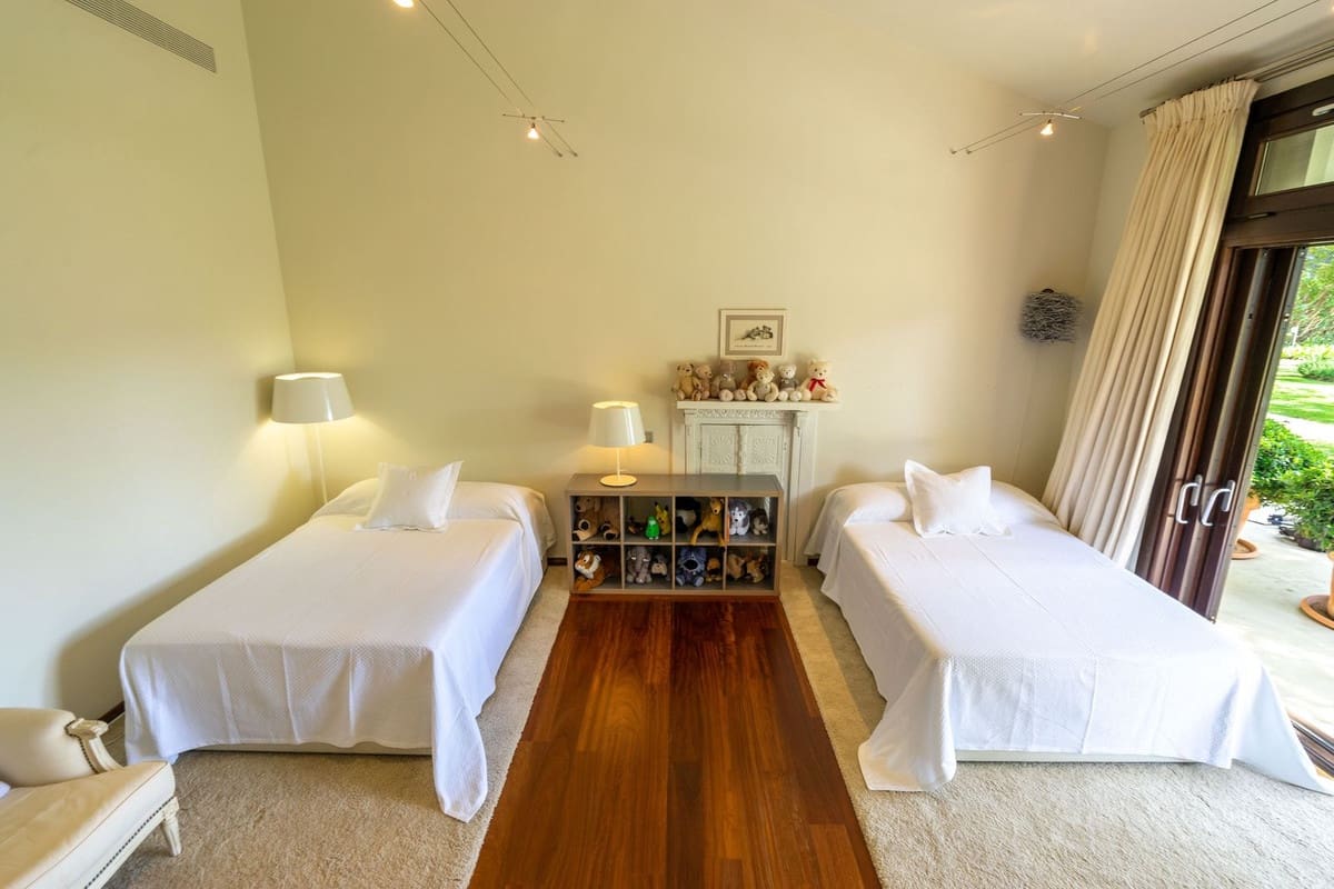 8 makuuhuone Huvila myytävänä paikassa La Zagaleta mukana uima-altaan 
autotalli - 8 900 000 € (Ref: 9585212)