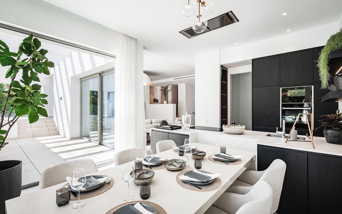 5 chambre Villa/Maison à vendre à El Paraiso - 2 625 000 € (Ref: 9588052)