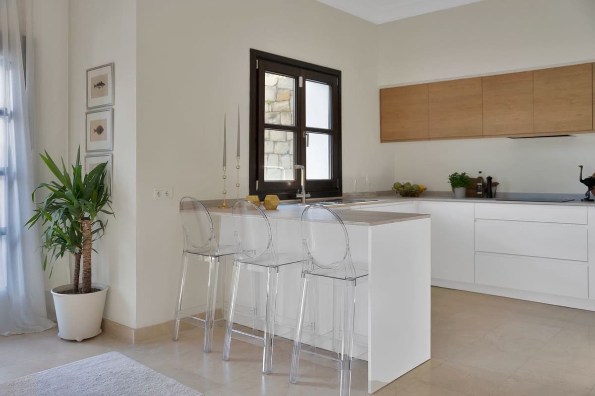 5 slaapkamer Villa te koop in Benahavis met zwembad garage - € 2.995.000 (Ref: 9611146)