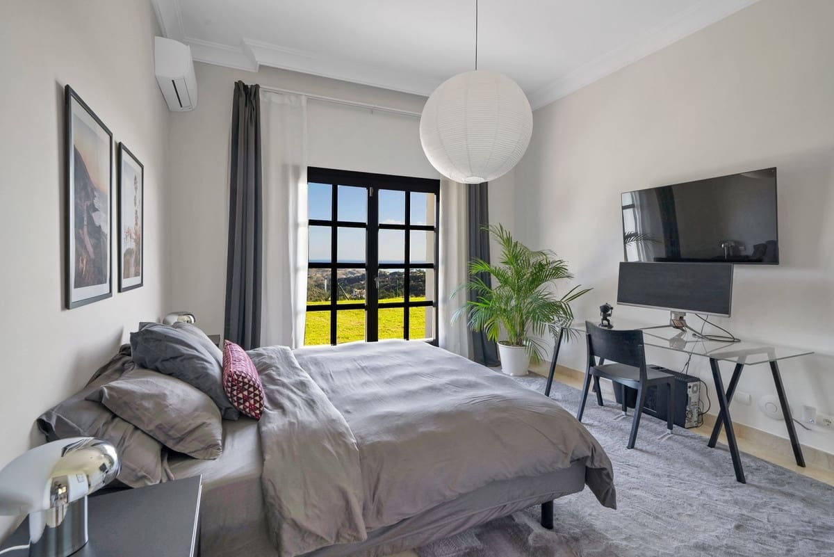 5 slaapkamer Villa te koop in Benahavis met zwembad garage - € 2.995.000 (Ref: 9611146)