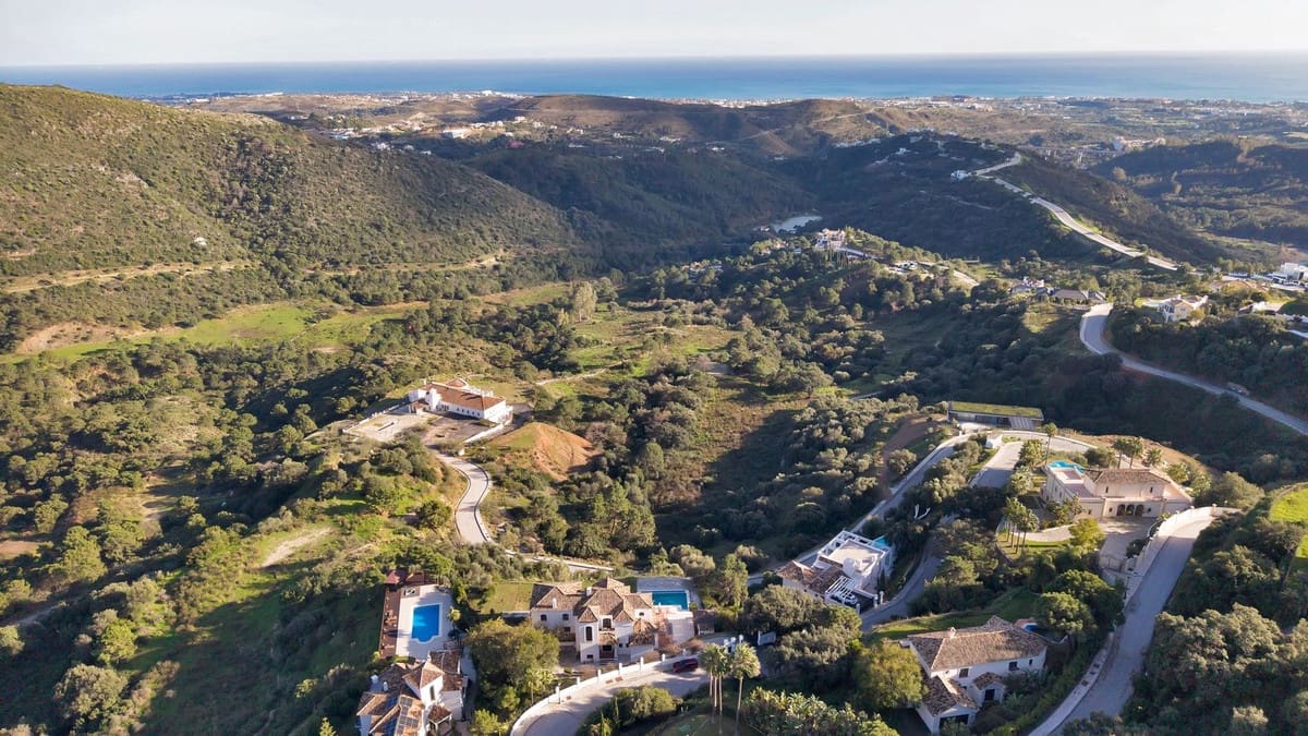 5 slaapkamer Villa te koop in Benahavis met zwembad garage - € 2.995.000 (Ref: 9611146)