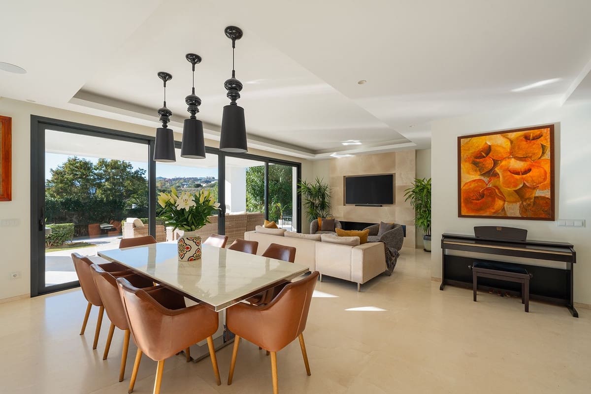 6 sovrum Villa till salu i Nueva Andalucia - 3 980 000 € (Ref: 9614615)