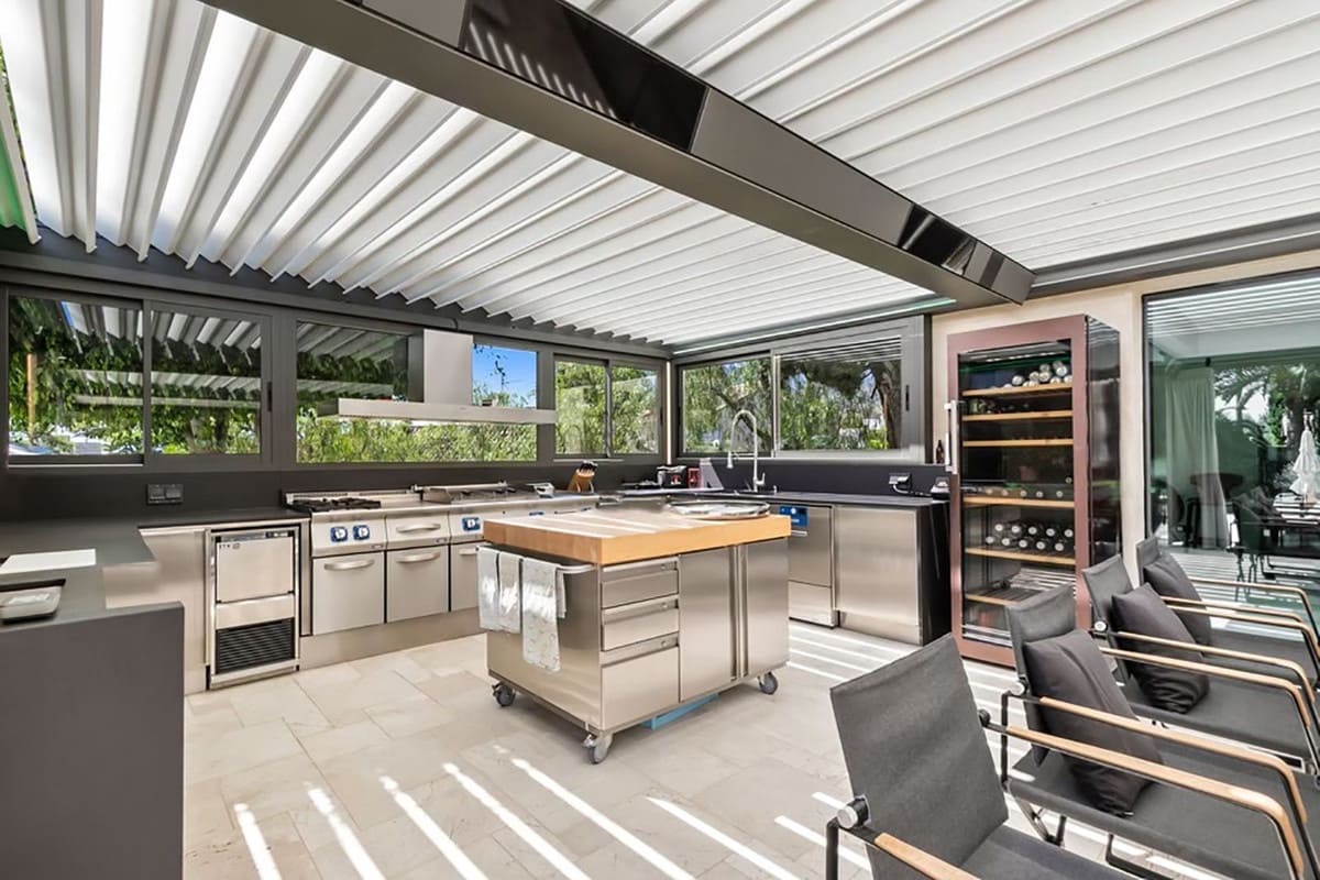 8 soverom Villa til salgs i Rio Real - € 3 500 000 (Ref: 9625180)