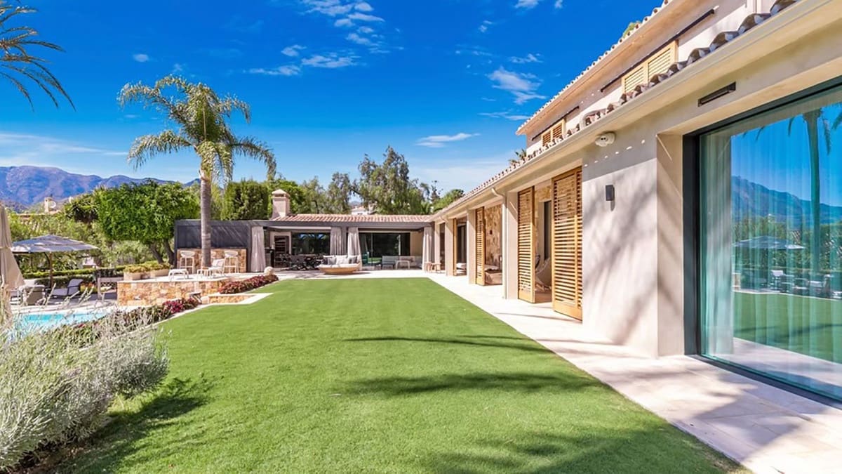 8 soverom Villa til salgs i Rio Real - € 3 500 000 (Ref: 9625180)