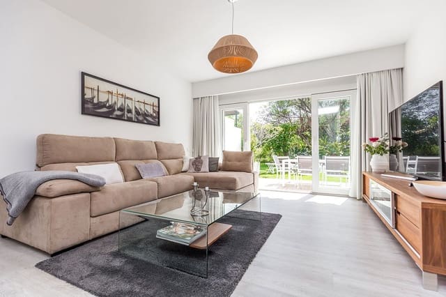 2 Zimmer Haus zu verkaufen in Nueva Andalucia, Marbella - 745.000 € (Ref: 9626079)