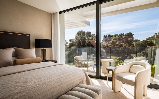 Chalet de 7 habitaciones en Sotogrande Costa, San Roque en venta - 12.995.000 € (Ref: 9626184)