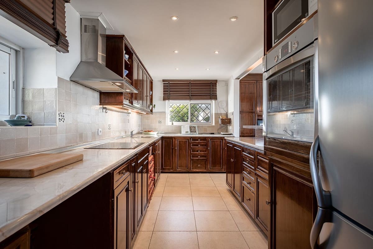 4 soveværelse Villa til salg i Nueva Andalucia - € 2.195.000 (Ref: 9626185)