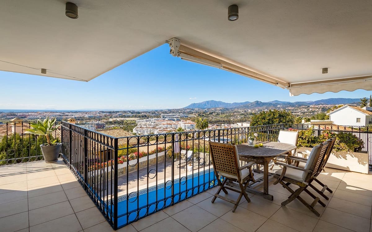 4 soveværelse Villa til salg i Nueva Andalucia - € 2.195.000 (Ref: 9626185)