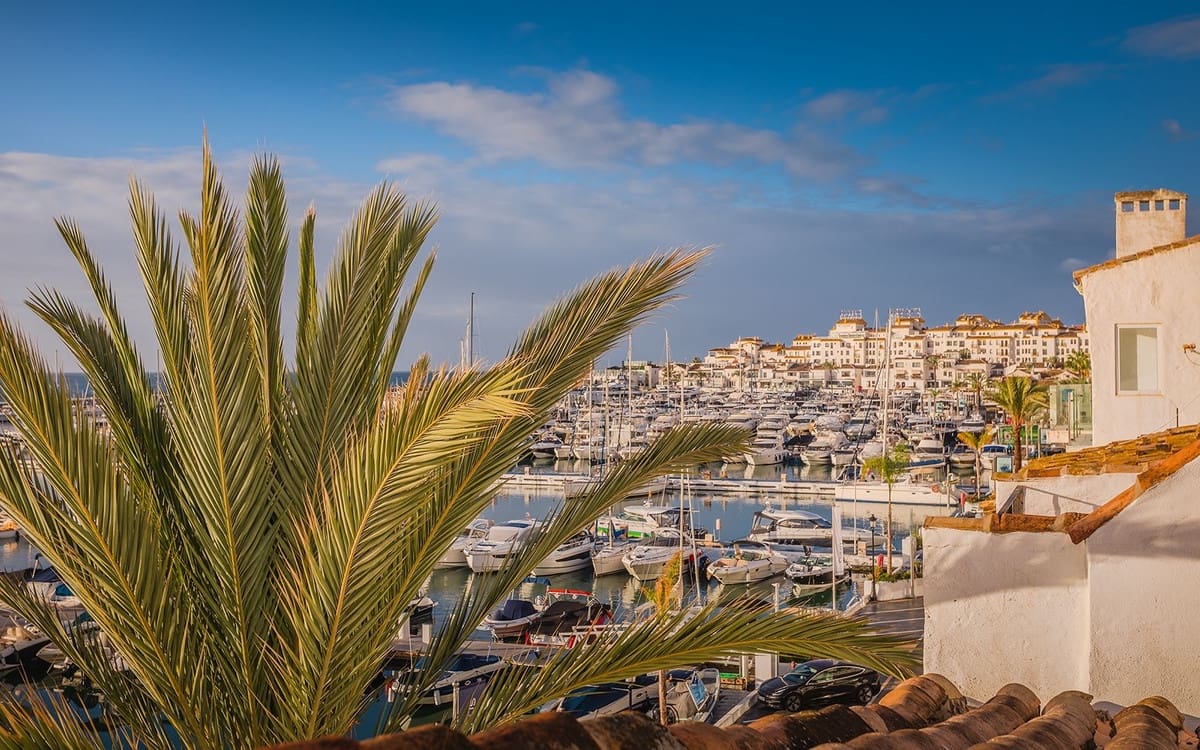 4 quarto Apartamento para venda em Puerto Banus - 3 750 000 € (Ref: 9626187)