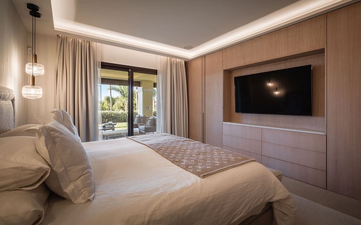 Apartamento de 4 habitaciones en Nueva Andalucia en venta - 3.995.000 € (Ref: 9626188)