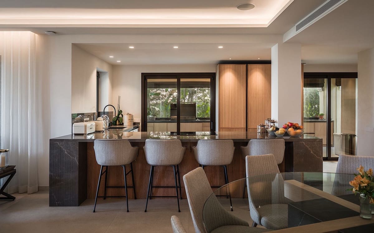 Apartamento de 4 habitaciones en Nueva Andalucia en venta - 3.995.000 € (Ref: 9626188)